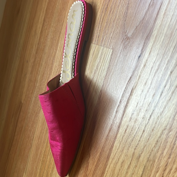 Pink silk Sam Edelman slides - Picture 2 of 2